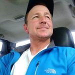 Robert Lovitt - @robert.lovitt - Instagram