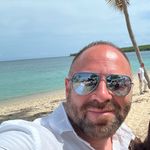 Robert Madrigal - @robmad75 - Instagram