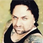 @robertmaplestrike - Instagram