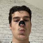 Matthias rigole un peu - @robert__matti - Instagram