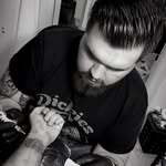 𝕽𝕺𝕭𝕰𝕽𝕿 𝕸𝕬𝖄𝕰𝕽 - @robertmayer_electrictattoo - Instagram