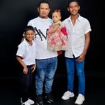 Robert Mejia - Facebook