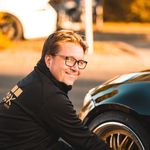 Robert Mitchell - @robert_mitchell - Instagram