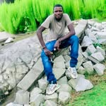 Robert Monèmou - @robertmonemou - Instagram