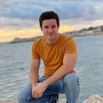 Robert Monzonis - @robertmonzonis - Instagram