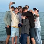 Robert Petzold - @robert.zh12 - Instagram