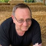 Robert Pfeiffer - @robert.pfeiffer.357 - Instagram