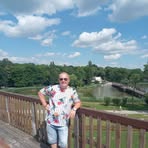 Robert Piaskowski - Facebook