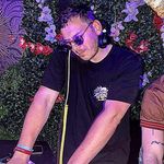 @robert_poletti - Instagram