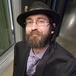 Robert Prill - @prizzletwitch - Instagram
