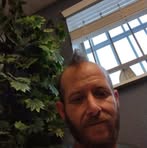 Robert Reed - Facebook