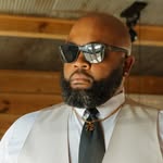 Robert Reed II - @coachreedfb - Instagram