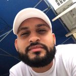 Robert Martinez - @robertricks - Instagram