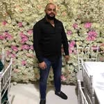 Robert Scrumbia - @robert.rikardo.5 - Instagram