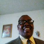 Robert Riley - @robert.riley.121398 - Instagram