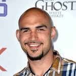 Robert Sacre - @official_robertsacre_50 - Instagram