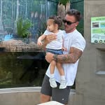 Robert D Santa - @_robertsanta - Instagram