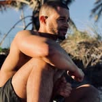 Robert Silverio - @robbierootz - Instagram