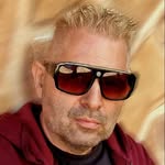 Robert Piotr Stachowiak - @llantas_polaco - Instagram