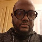 Robert Steele - @weesiebirdietreats - Instagram