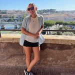 Stephanie Roberts - @stephdoesthings - Instagram
