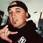 Robert Stone - @broedupfromthetoesup - Instagram
