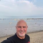 Robert Sweitzer - @happypsucamper - Instagram