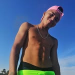 Trone - @roberttronex_ - Instagram