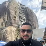 Robert Varela - Facebook
