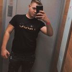Robert Varga - @robi_vargaa - Instagram
