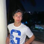 Roberto Vázquez - @robert_vaz_ - Instagram
