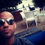 Robert Velazquez - @robert.velazquez.7509 - Instagram