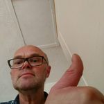 Robert Vinall - @robert.vinall.7 - Instagram