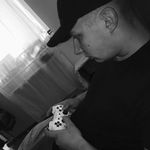 Robert Witkowski - @witkowskyvw - Instagram