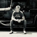 Robert Wolfe - @rjwolfepicker - Instagram