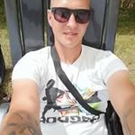 Robert Zalewski - @robert.zalewski.737 - Instagram