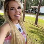 Roberta Ashley - @robertaashley44 - Instagram
