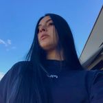 Roberta Flores - @_rflores - Instagram
