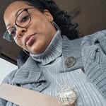 Roberta Stokes - @1000.selfies - Instagram