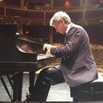 Roberto Hidalgo - @robertohidalgo.piano - Instagram
