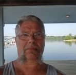 Roberto Lewis - Facebook
