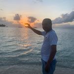 Roberto Lewis - @lewisr278 - Instagram