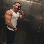 Roberto Nascimento - @nascimeenntopersonal - Instagram