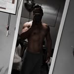 Roberto Young - @robiiyoung - Instagram