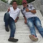 robin andes - @frayvaron - Instagram