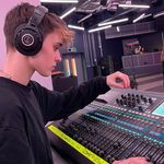 Robin Arrowsmith - @r.a.sound - Instagram