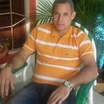 Robin Ayala - @robinayala3083 - Instagram