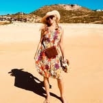 Robin Barnwell - @rudygirl62 - Instagram