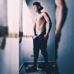 Robin Barrera - @r0yec - Instagram