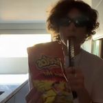 Robin/Bristol - @r0binthefreak - Instagram